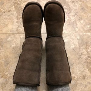 Authentic tall Chocolate UGG